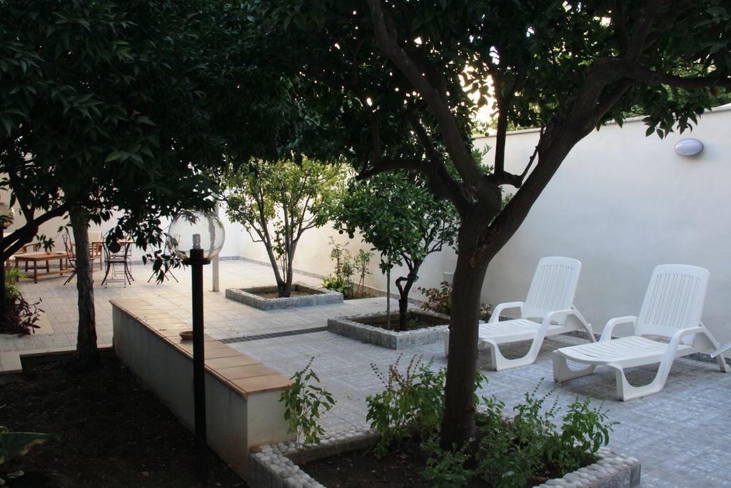 Bed and Breakfast Il Giardinetto à Trapani Extérieur photo